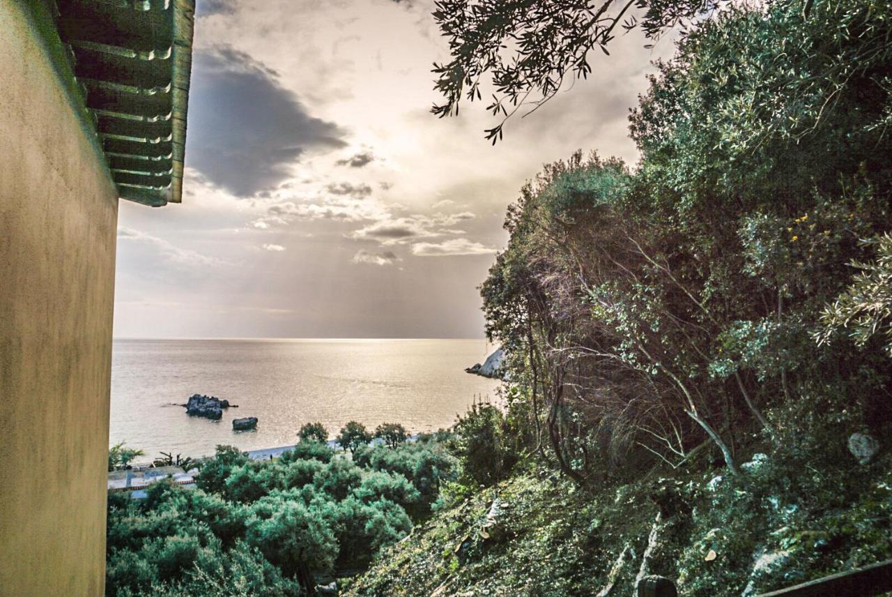Palia Damouhari Hotel Damouchari Bagian luar foto