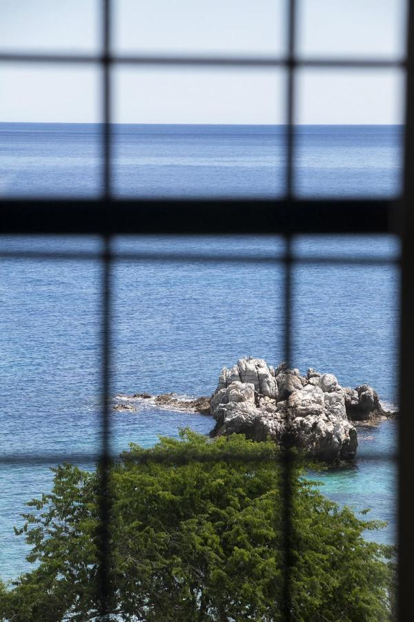 Palia Damouhari Hotel Damouchari Bagian luar foto