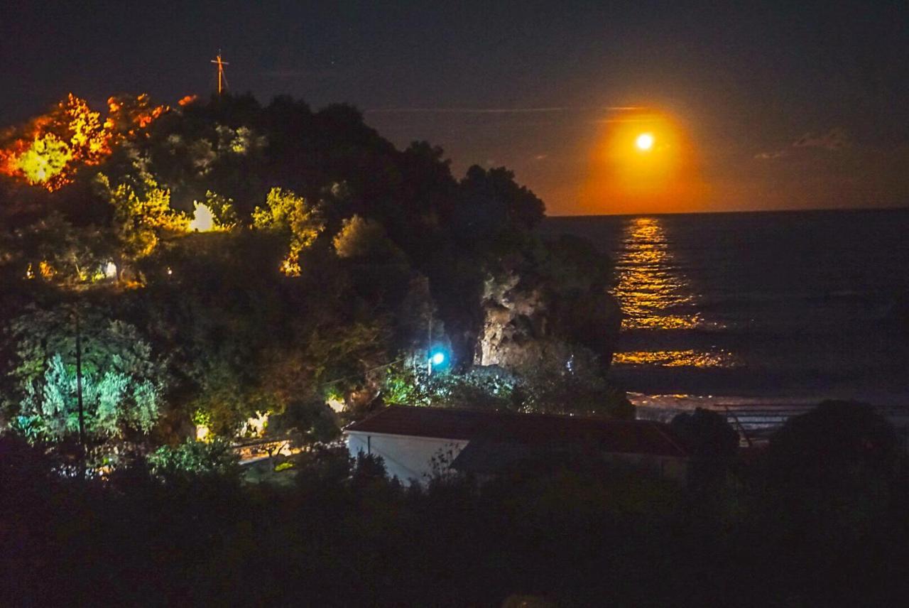 Palia Damouhari Hotel Damouchari Bagian luar foto